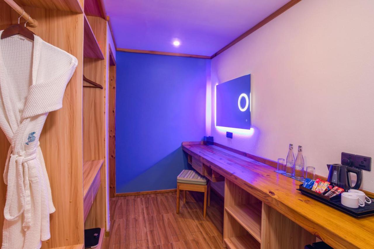 South Palm Resort Maldives With First-Ever Floating Spa Addu City Екстер'єр фото